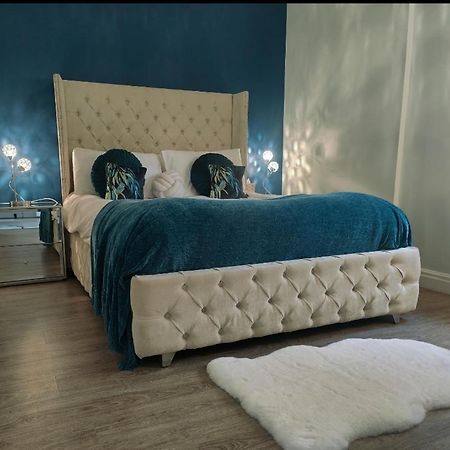 Chester City Apartments - With Free Parking Exterior photo